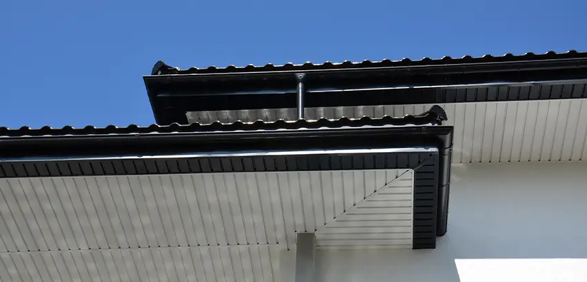 Box Eave Construction in Tawakoni